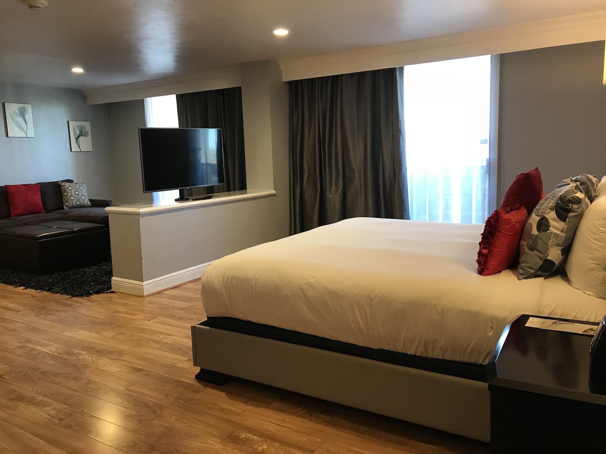 Отель Wyndham Midland Downtown Экстерьер фото