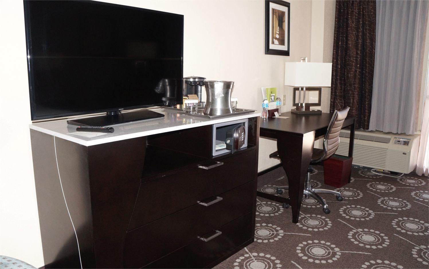 Отель Wyndham Midland Downtown Экстерьер фото