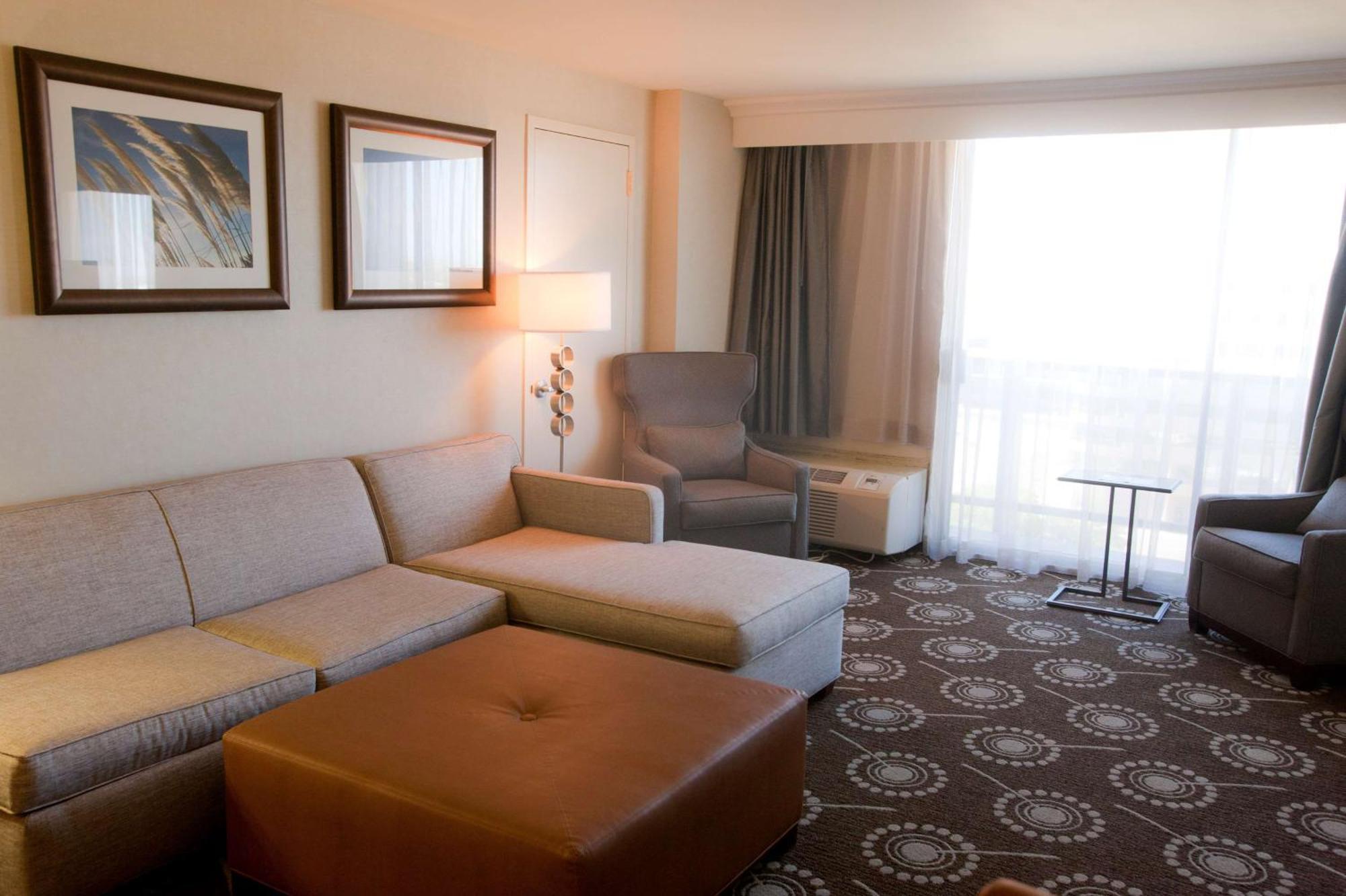 Отель Wyndham Midland Downtown Экстерьер фото