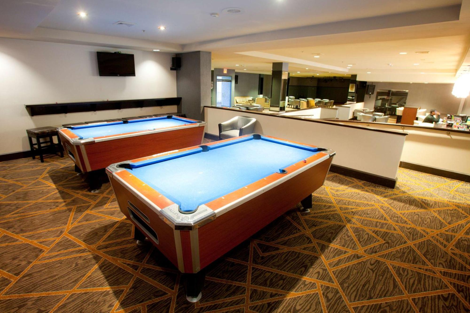 Отель Wyndham Midland Downtown Экстерьер фото